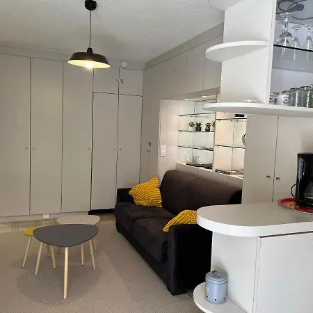 Apartment En Rez De Jardin De Portissol